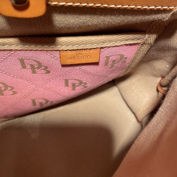 Pink Dooney & Bourke shoulder bag with leather trims and tassels - Picture 12 of 17